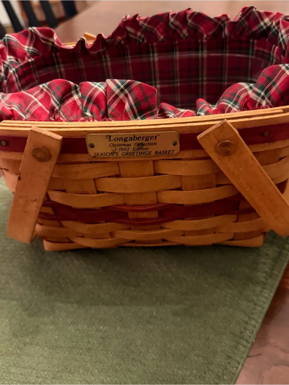 1992 Longaberger Christmas Collection Season’s Greetings Basket Combo